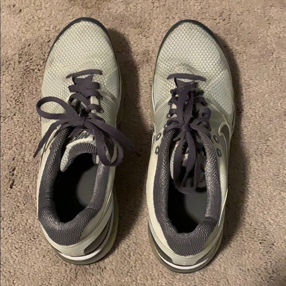 Nike Flywire Women’s Shoes - Picture 5 of 5